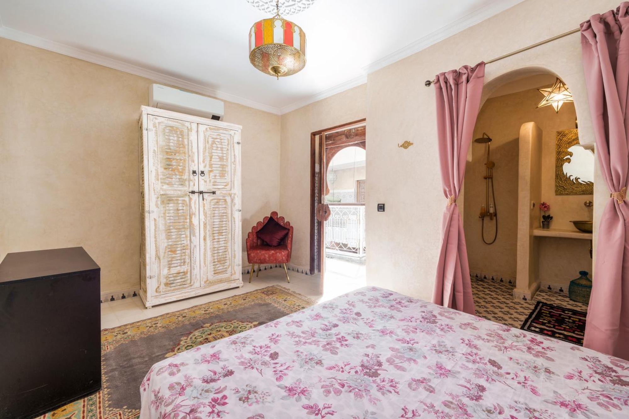 Riad La Fayette Bed & Breakfast Марракеш Экстерьер фото