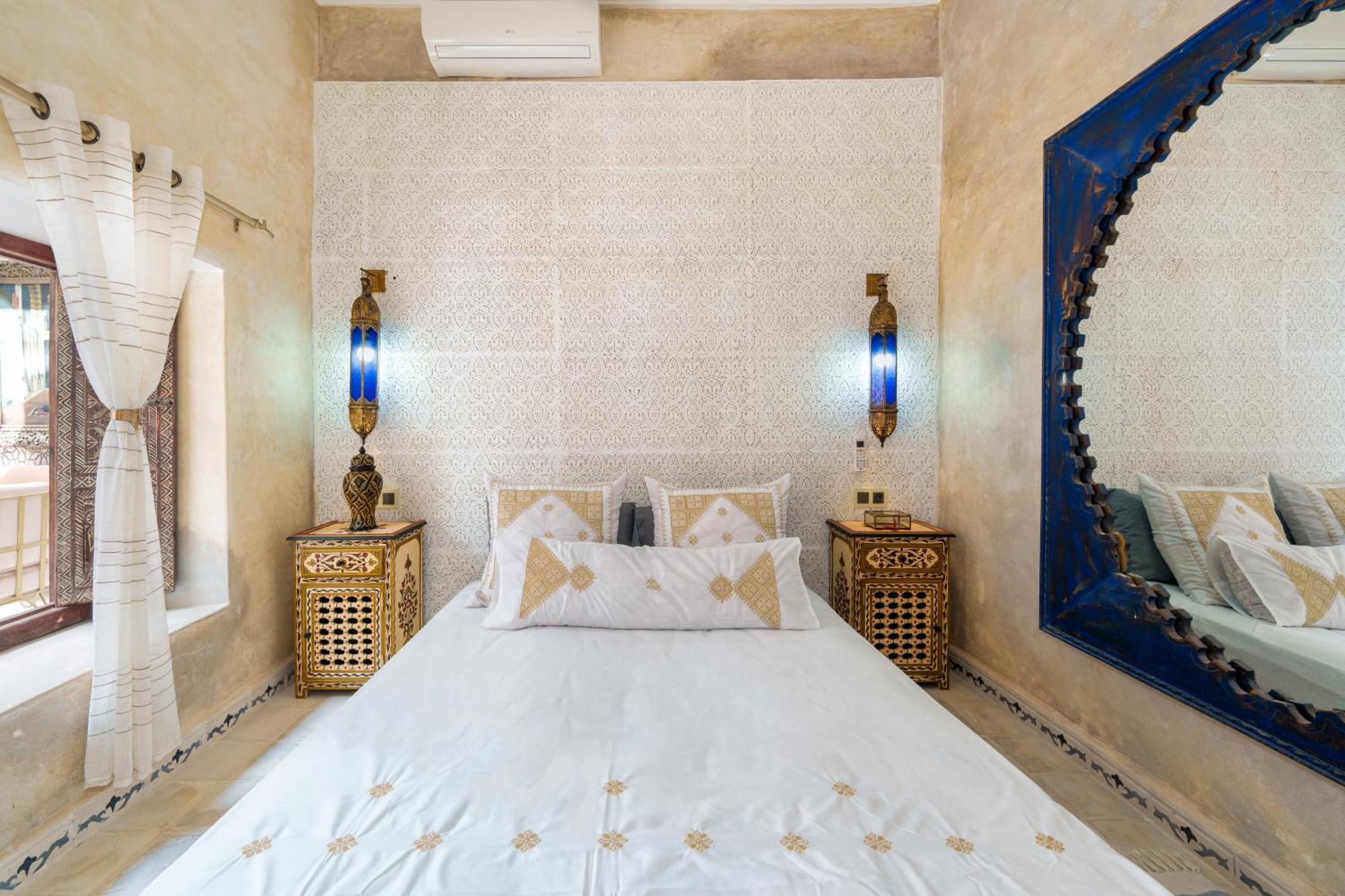 Riad La Fayette Bed & Breakfast Марракеш Экстерьер фото
