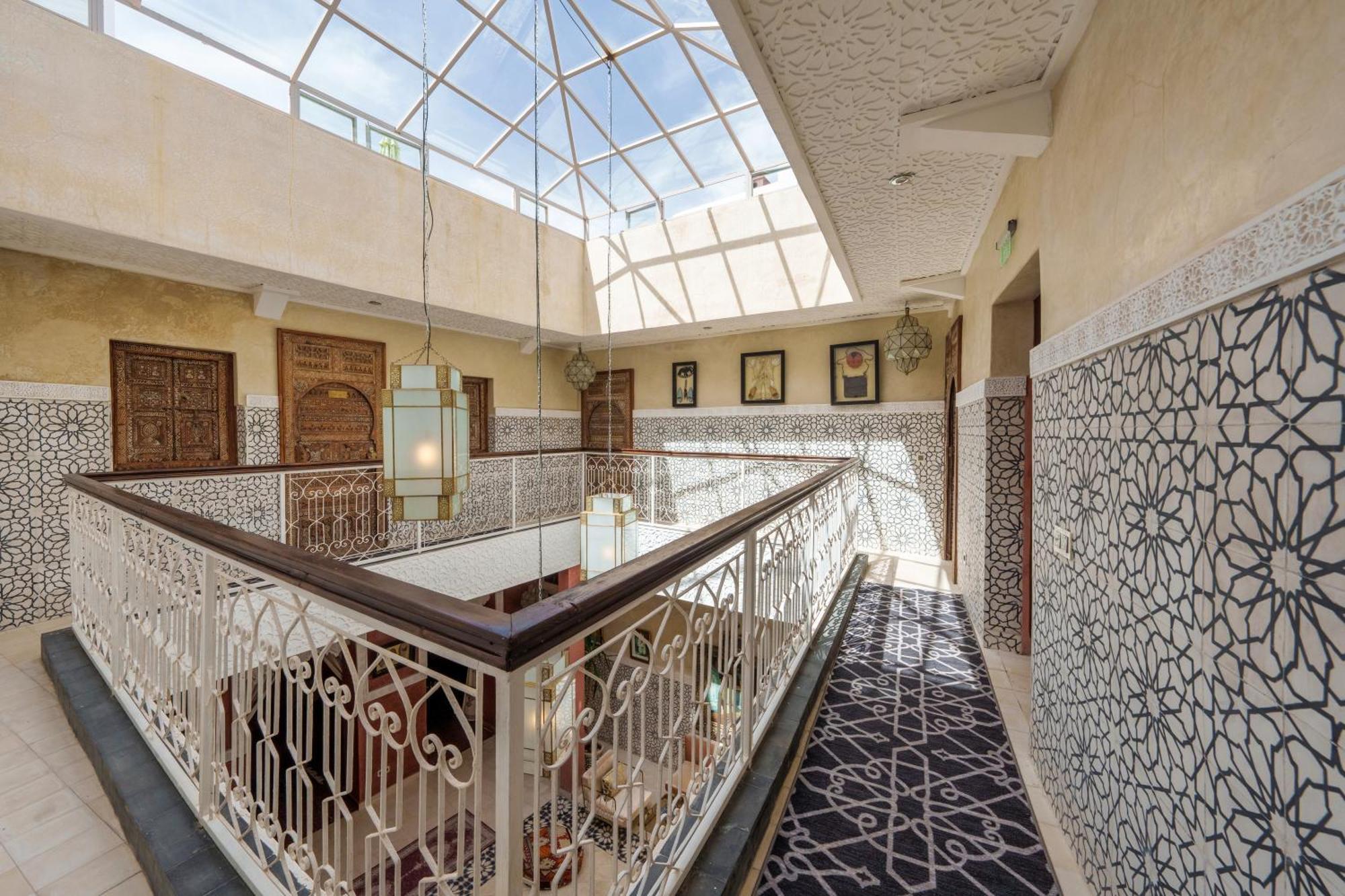 Riad La Fayette Bed & Breakfast Марракеш Экстерьер фото